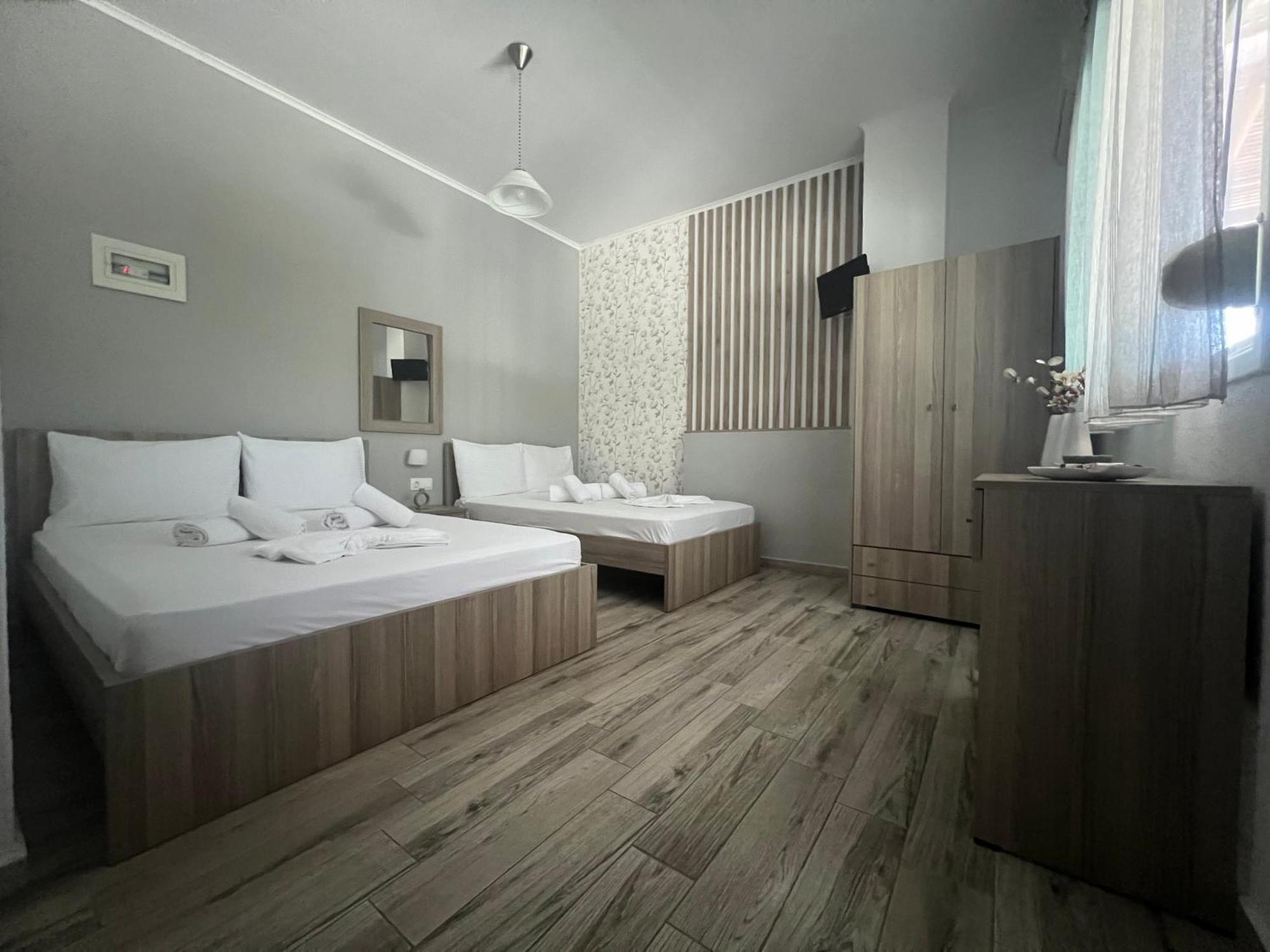 Villa Kostas Accommodations - Nea Vrasna Exterior foto